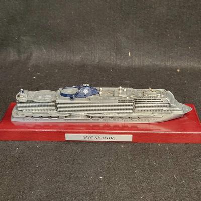 Official MSC Cruise Line Scale Model Ship Replica-SEASIDE
by Pazzaglia-Made in Italy