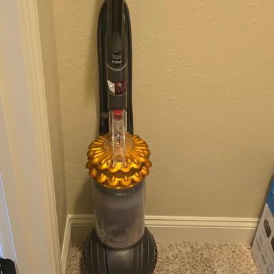 Dyson Cinetic Big Ball Total Clean Vacuum