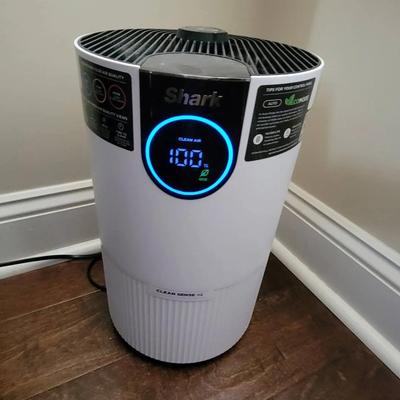 SHARK Clean Sense IQ HP132