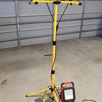 (2) Utility Lights, (2) Furniture Movers