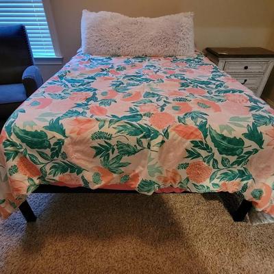 Full Size Platform Bed Frame with Cool Gel Ultimate Mattress & Linens