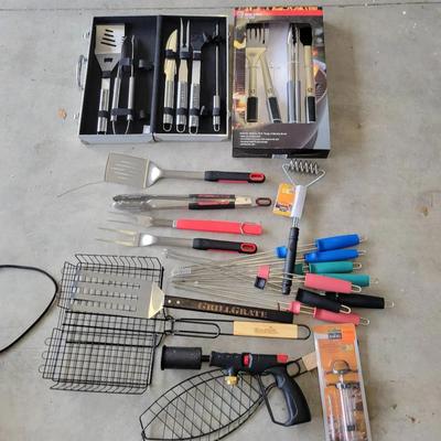 Grilling Tools & Accessories