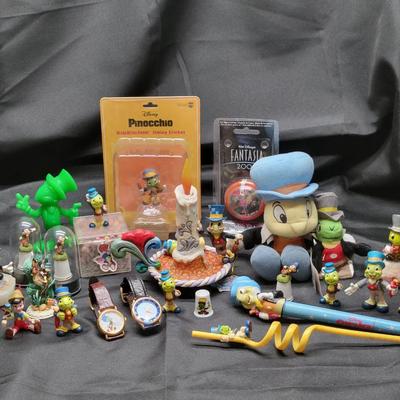 Disney Jiminy Cricket Collection | Figurines, Watches, Pens, Pins & Pinocchio Items