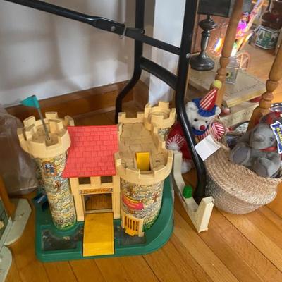 Sale Photo Thumbnail #97