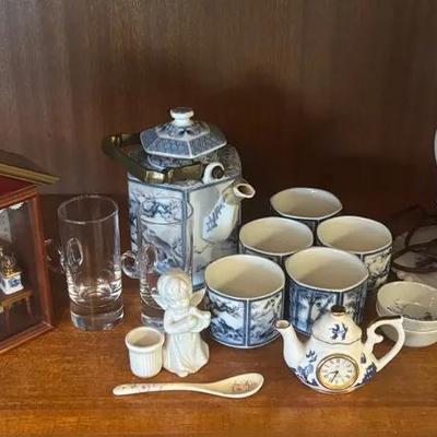 Tea Set & Decorative Glassware & Miniature House Set