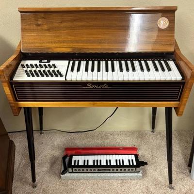 Working Vintage Sonola Electric Chord Organ Made In Italy & Silvertone Orgamonica