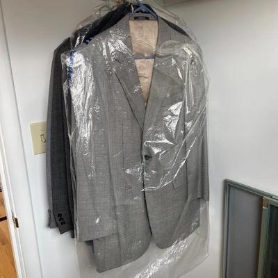 Men’s Suit Clothing 