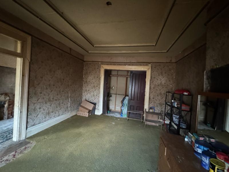 Sale Photo Thumbnail #18