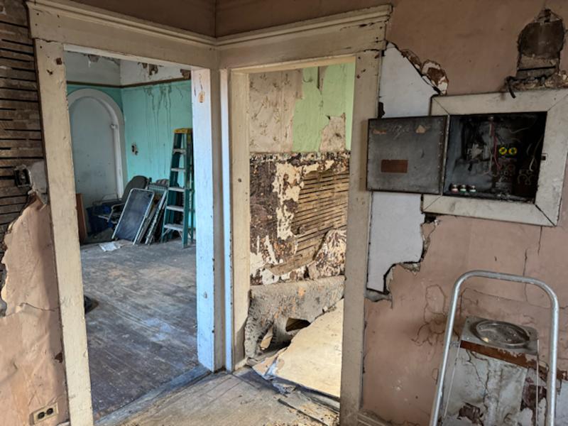 Sale Photo Thumbnail #53