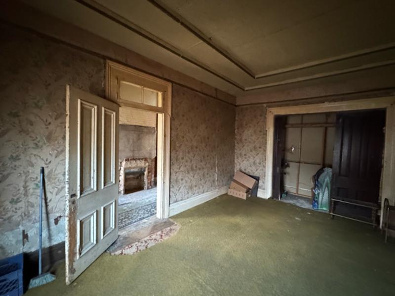 Sale Photo Thumbnail #19