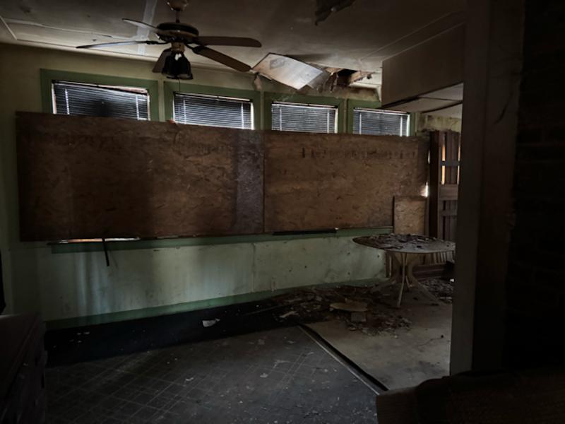 Sale Photo Thumbnail #28