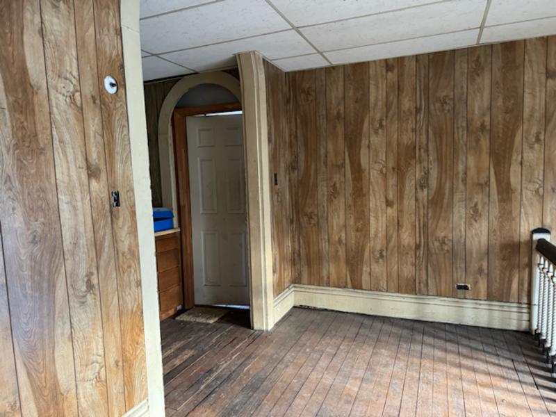 Sale Photo Thumbnail #37