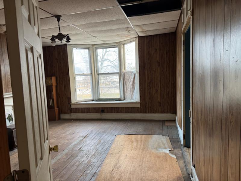 Sale Photo Thumbnail #39