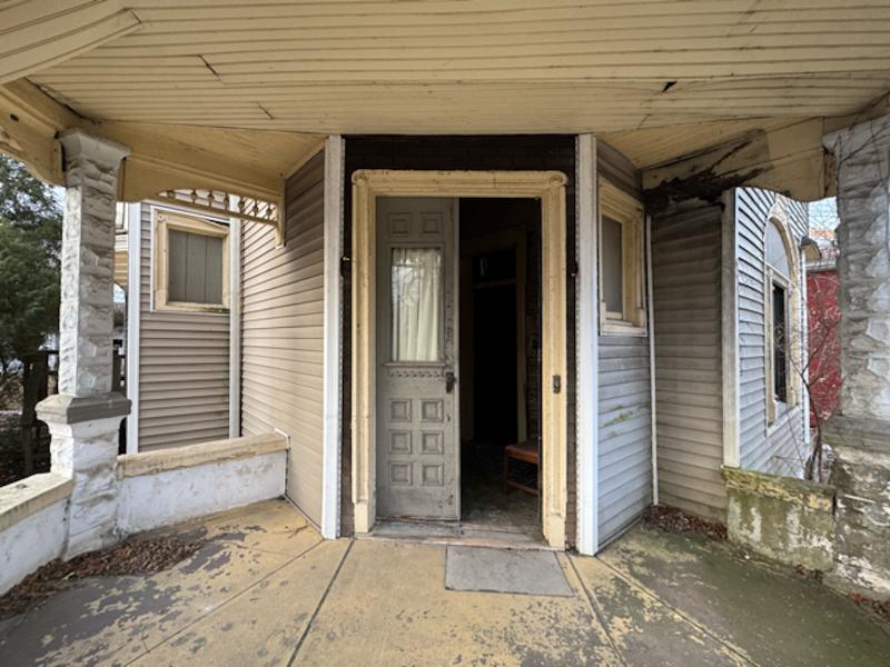 Sale Photo Thumbnail #13