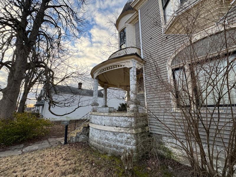 Sale Photo Thumbnail #8