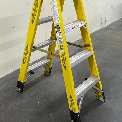 Yellow 4 Ft Werner Stepladder