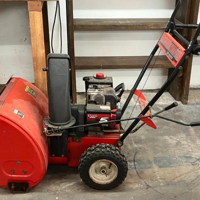 MTD Yard Machines Snow Blower (CARNEGIE)