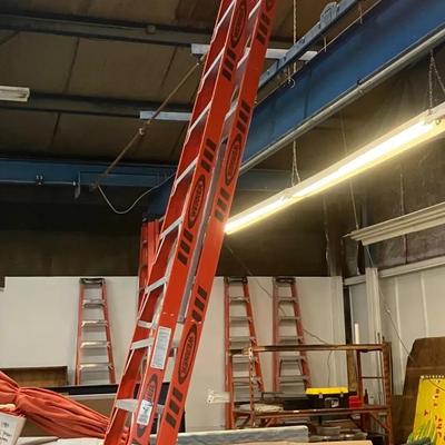 1 16-Ft Werner Ladder (CARNEGIE)