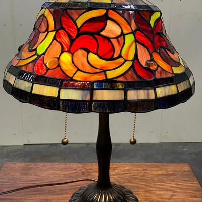22" Tiffany Style Quoizel Table Lamp #3