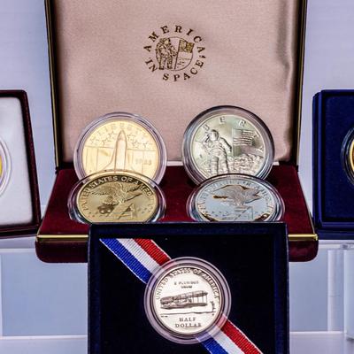 90% Silver America In Space Astronauts Medals, Plus Bronze Space Shuttles & More