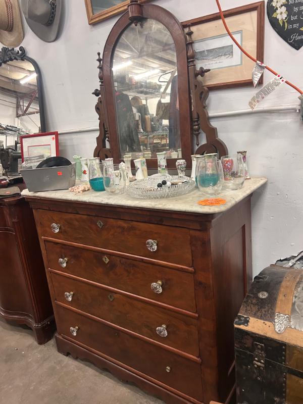 Sale Photo Thumbnail #17