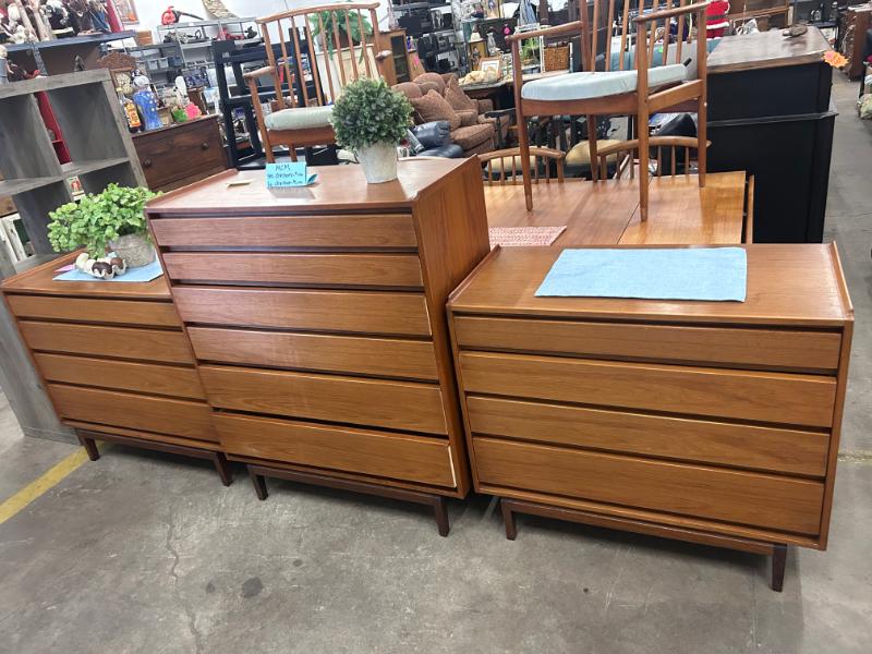 Sale Photo Thumbnail #31