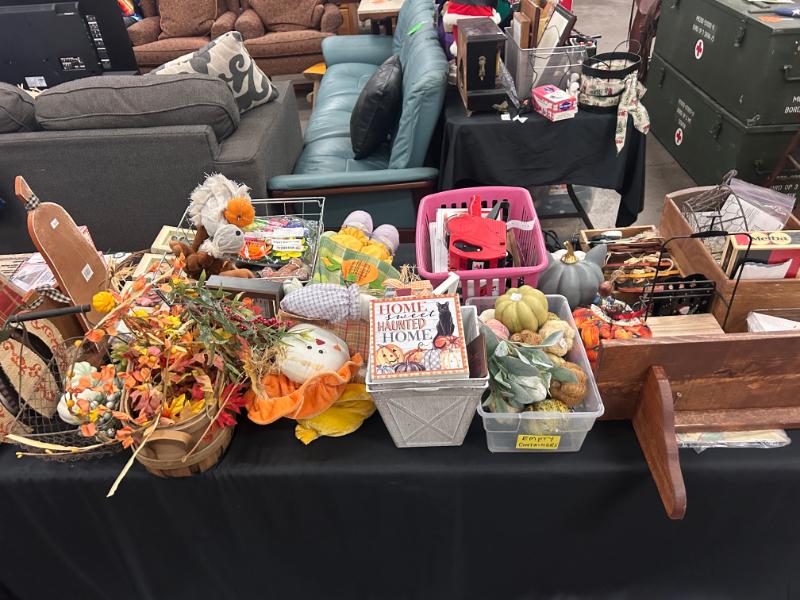 Sale Photo Thumbnail #20