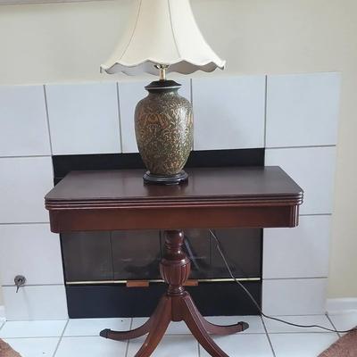 Rectangle Pedestal Table & Lamp