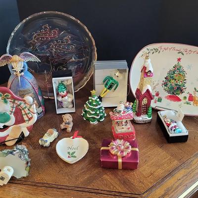 Christmas Decor: Mikasa, Lladro, Lenox 