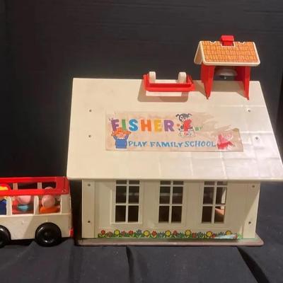 Fisher Price Play Family School & Mini Bus