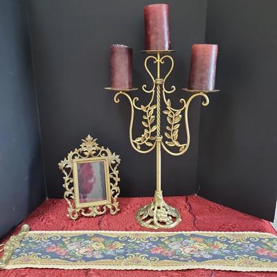 Gold Tone Collectables & Lamp