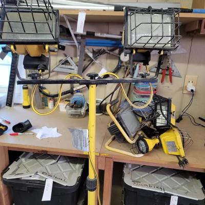 Work Light Lot - Floor and Table/hanging
