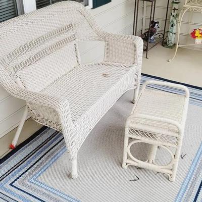 Wicker Porch Furniture Lot 5 Pc