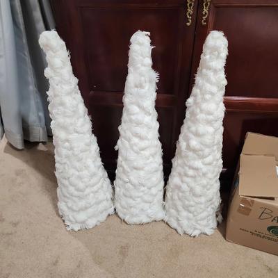 White Christmas Decor Assortment