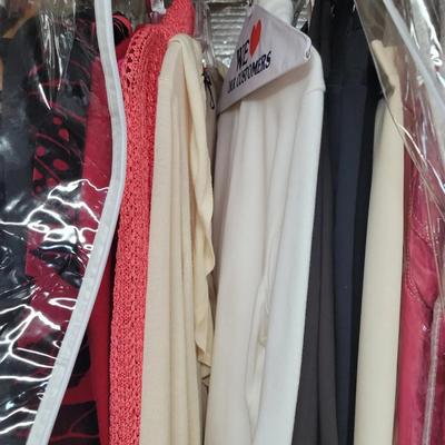 Sunday Best Womens Sweaters Jackets And Skirts 12/14