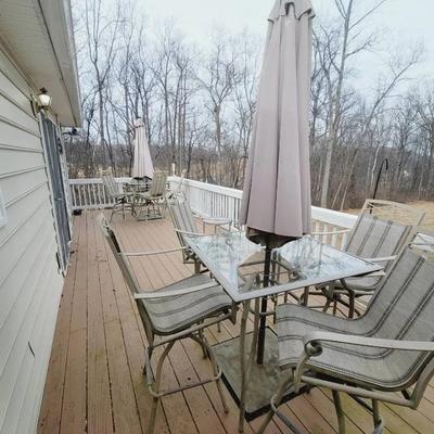 Outdoor Bistro Sets With Umbrellas - 2 Tables & 8 Chairs 