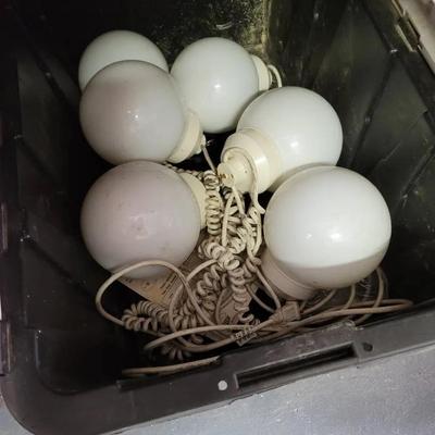 Exterior Lighting Lot With Tote