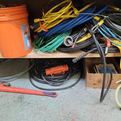 Contents Under Bench Mostly Rope And Wire 