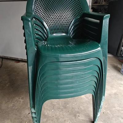 SunTerrace Green Plastic Lawn Chairs - 8pc Set 