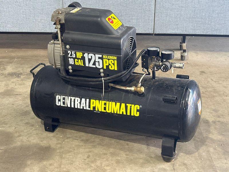 Sale Photo Thumbnail #44