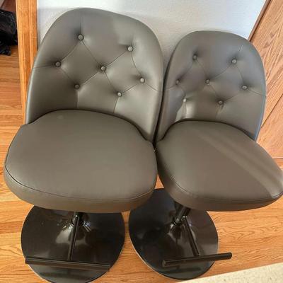 Set of 2 Whalen Adjustable Swivel Bar Stools – Gray Tufted Faux Leather, Pedestal Base