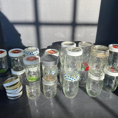 LOT OF 22 SMALL GLASS MASON JARS + LIDS