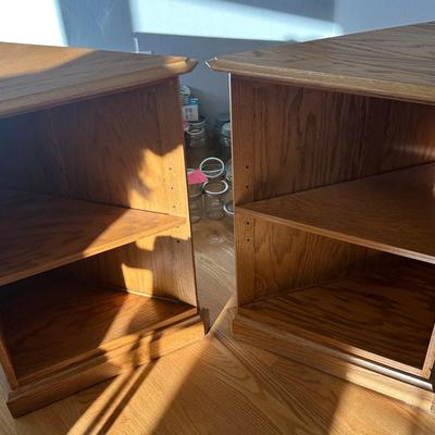 Oak Corner Shelves – Set of 2