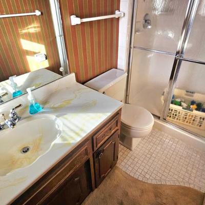 Sale Photo Thumbnail #37