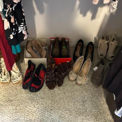 Sale Photo Thumbnail #199