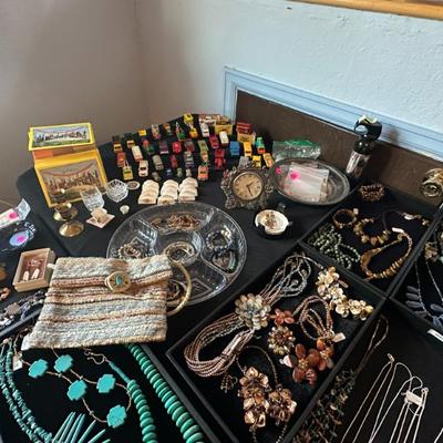 Sale Photo Thumbnail #105