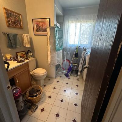 Sale Photo Thumbnail #18