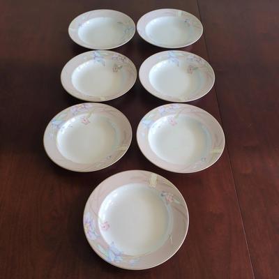 Mikasa Charisma Beige Done China Bowls