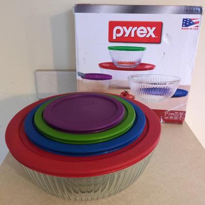 Pyrex 8-pc Glass Mixing Bowl Set