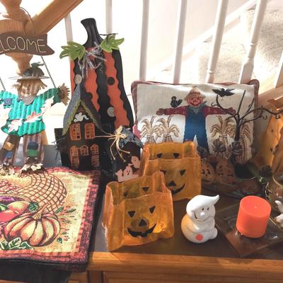 Halloween Placemats & Table Decor